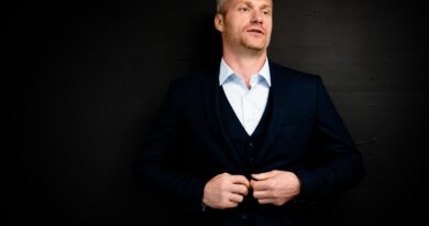 Kako je dadilja pomogla ožalošćenom ocu da ponovo pronađe glas svojih ćerki